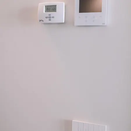 Elegant Beige - 5 Minutes From The