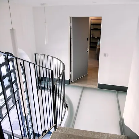 Apartment Elegant Beige - 5 Minutes From The *