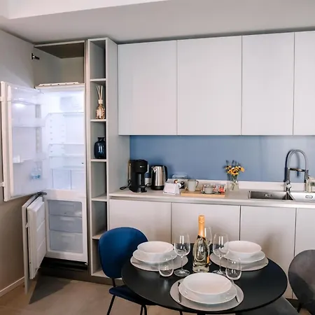 Apartment Elegant Beige - 5 Minutes From The