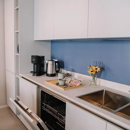 Apartment Elegant Beige - 5 Minutes From The Como