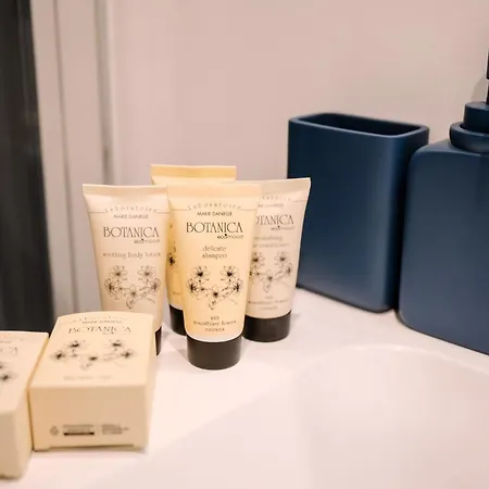 شقة Elegant Beige - 5 Minutes From The كومو