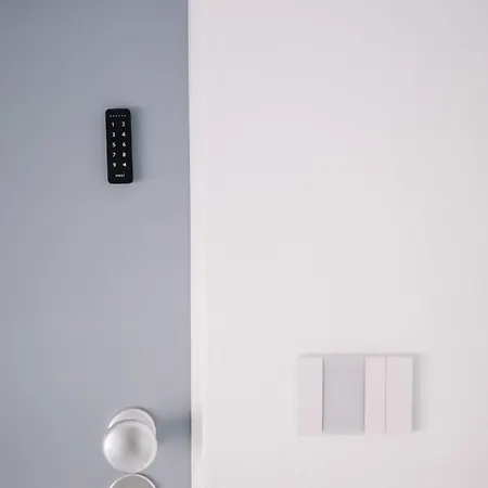 Elegant Beige - 5 Minutes From The Appartamento