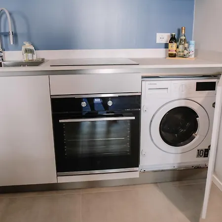 Elegant Beige - 5 Minutes From The *